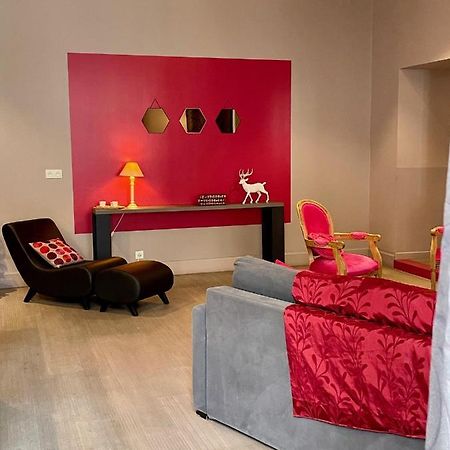 Le Show Room โอแซร์ ภายนอก รูปภาพ